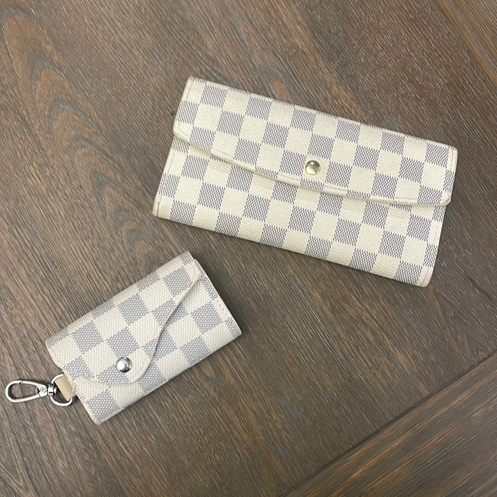 White Grey checkered print wallet and key holder